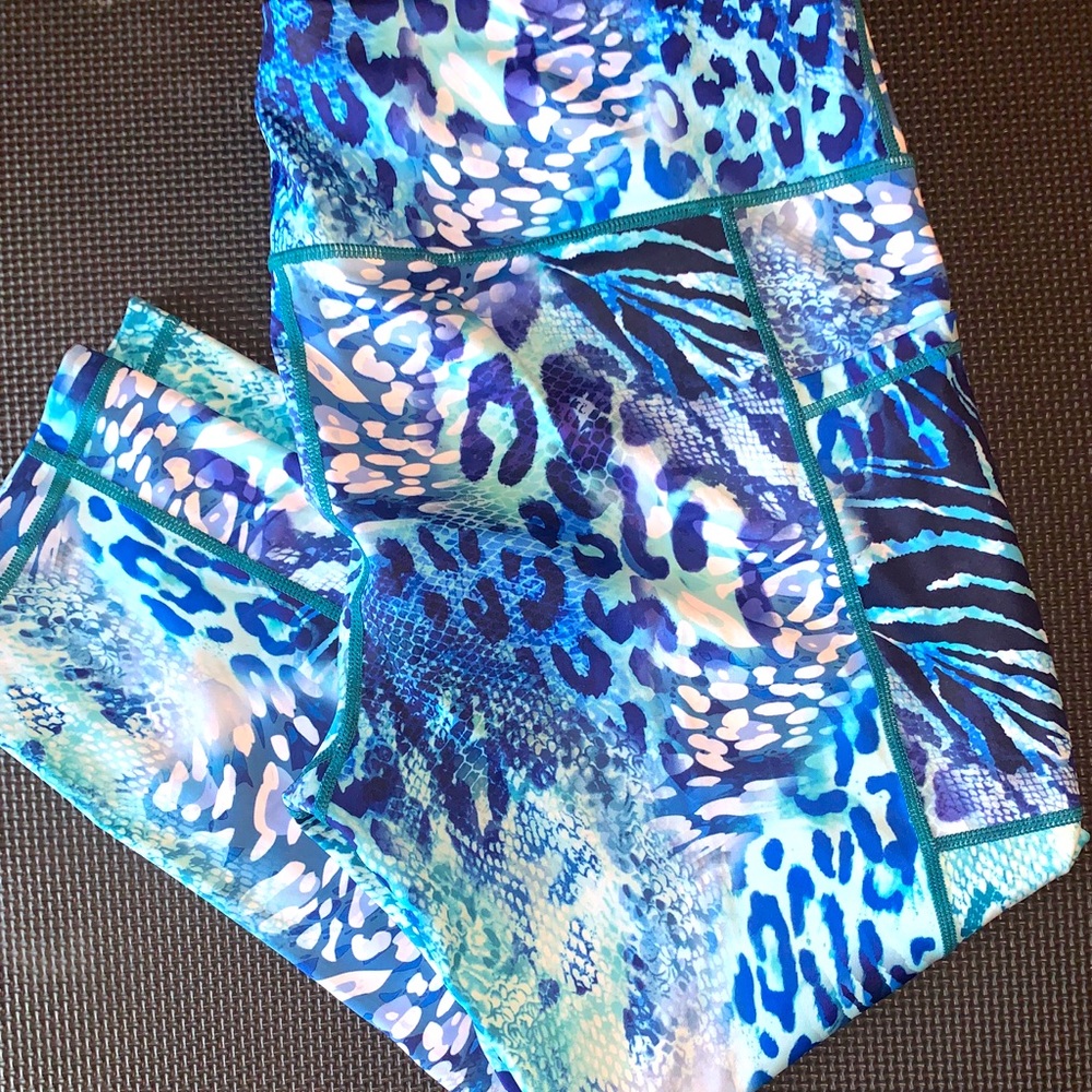 CVG Wild Capris